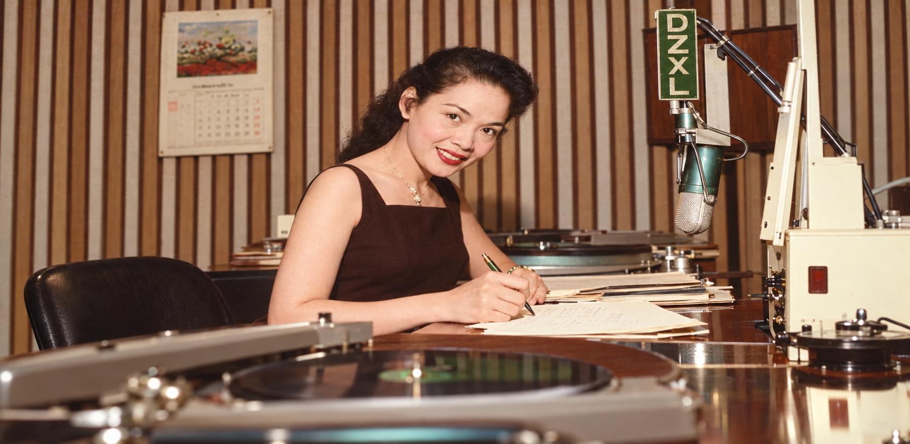 “Ito ang Inyong Tiya Dely”: The First Lady of Philippine Radio